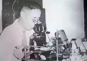 中国克隆之父童第周丨为了买显微镜他举家还债11年：科学家不做实验，就成科学政客了